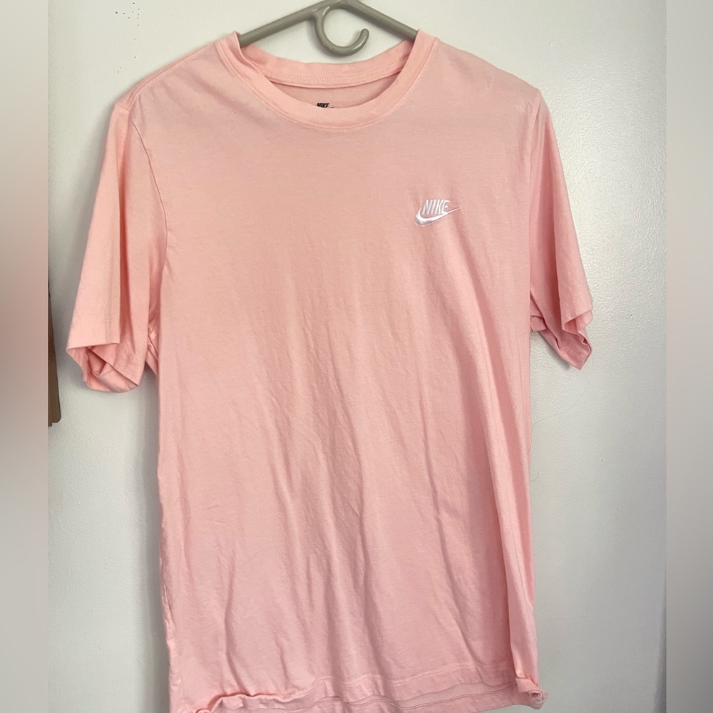 Nike tee